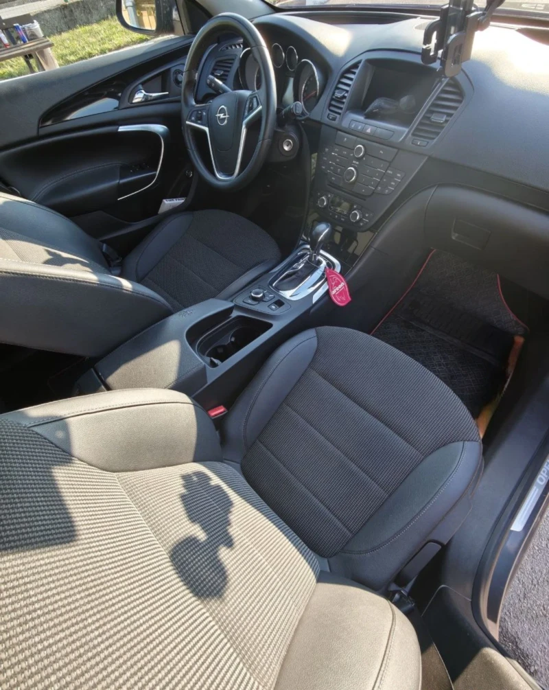 Opel Insignia Opel insignia sports tourer sw TURBO , снимка 11 - Автомобили и джипове - 52155642