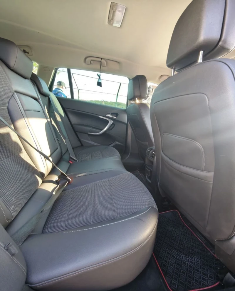 Opel Insignia Opel insignia sports tourer sw TURBO , снимка 10 - Автомобили и джипове - 52155642