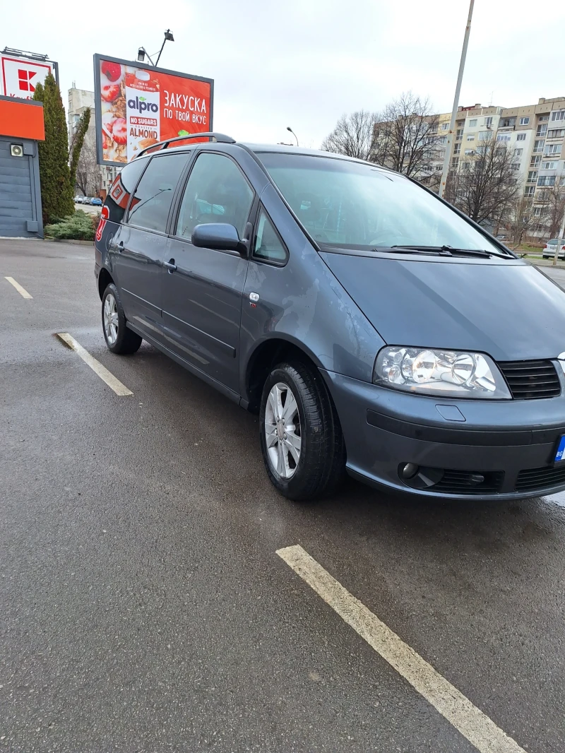 Seat Alhambra 2.0TDi, снимка 3 - Автомобили и джипове - 52014526