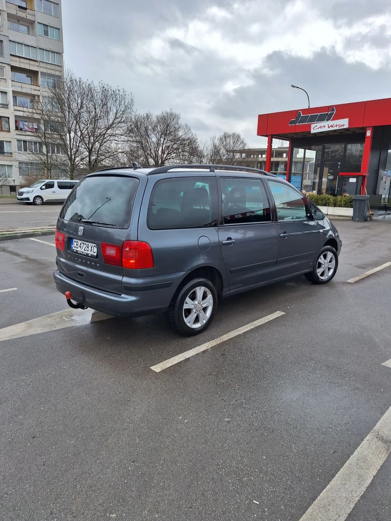 Seat Alhambra 2.0TDi, снимка 4 - Автомобили и джипове - 52014526