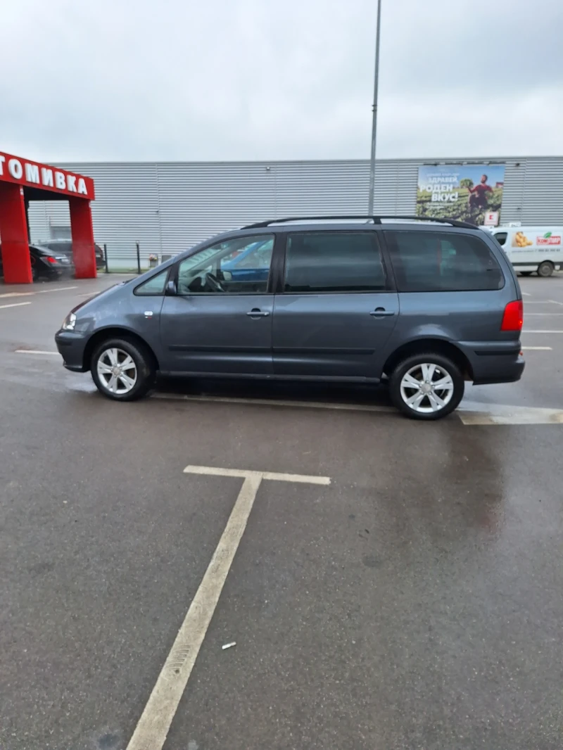 Seat Alhambra 2.0TDi, снимка 7 - Автомобили и джипове - 52014526