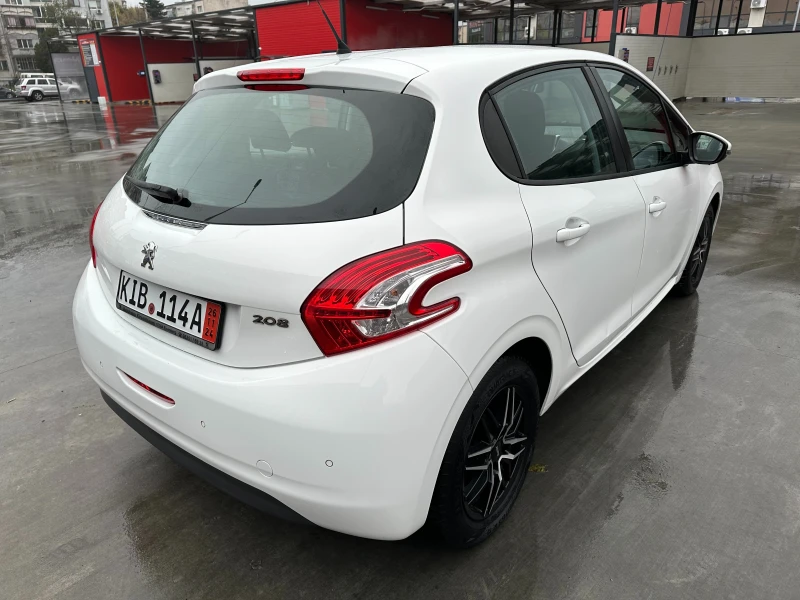 Peugeot 208, снимка 4 - Автомобили и джипове - 52949763