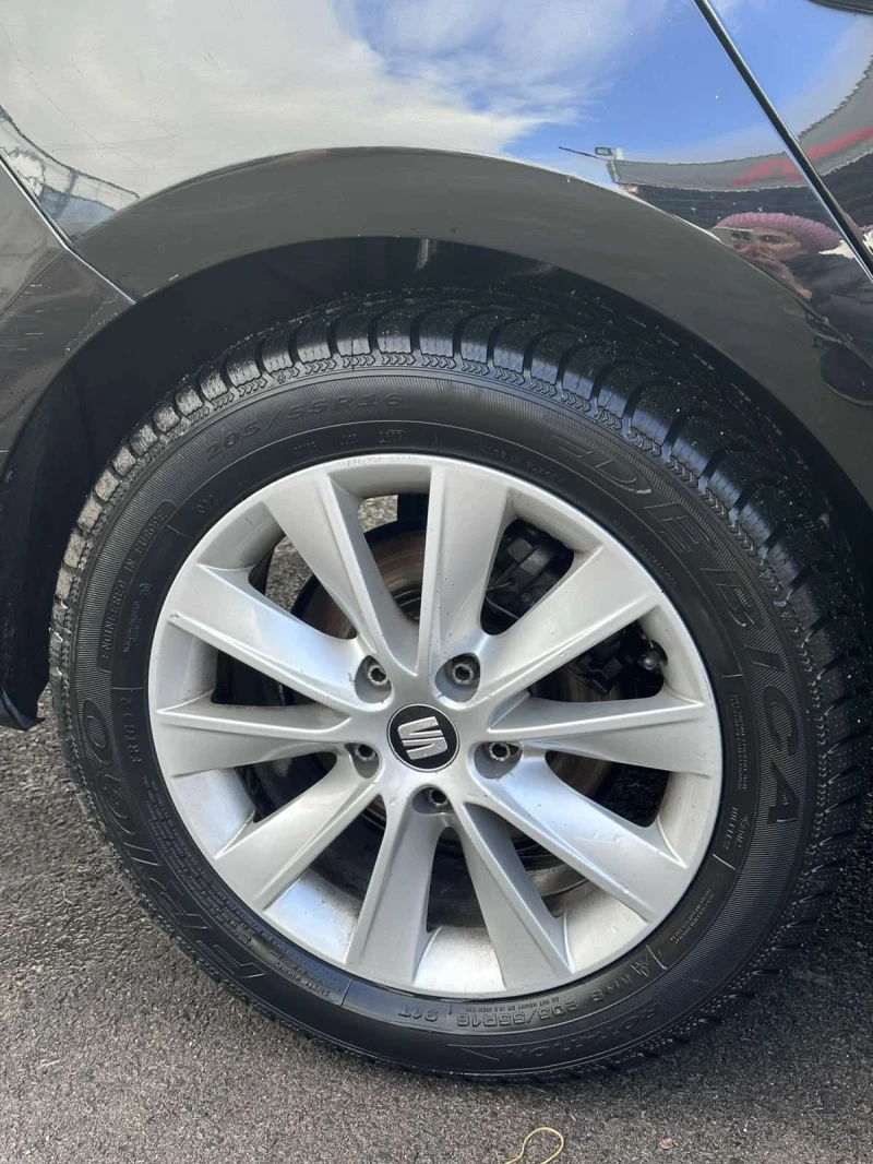 Seat Leon 1.6 TDI 115к.с, снимка 4 - Автомобили и джипове - 53137598