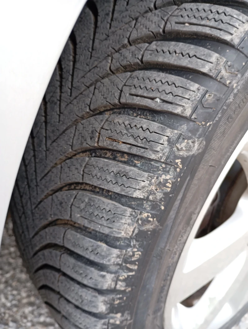 VW Caddy, снимка 7 - Автомобили и джипове - 53295360