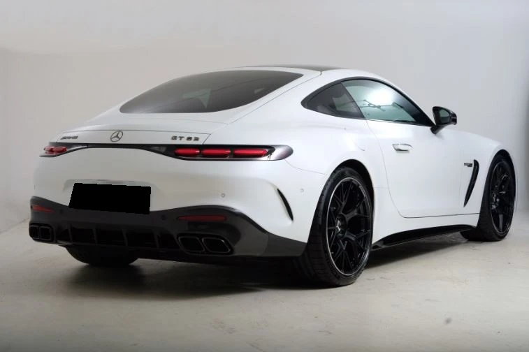Mercedes-Benz AMG GT 63 Coupe 4Matic - изображение 4