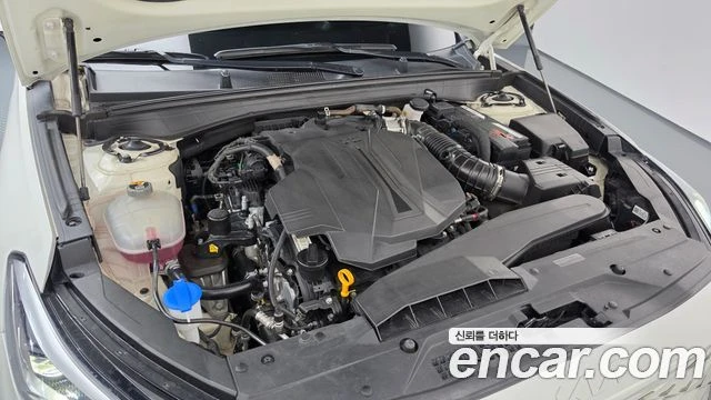 Kia K8 3.5 LPG| MERIDIAN| 360| HEAD UP| PANO| DIST| ОБДУХ, снимка 15 - Автомобили и джипове - 55887545