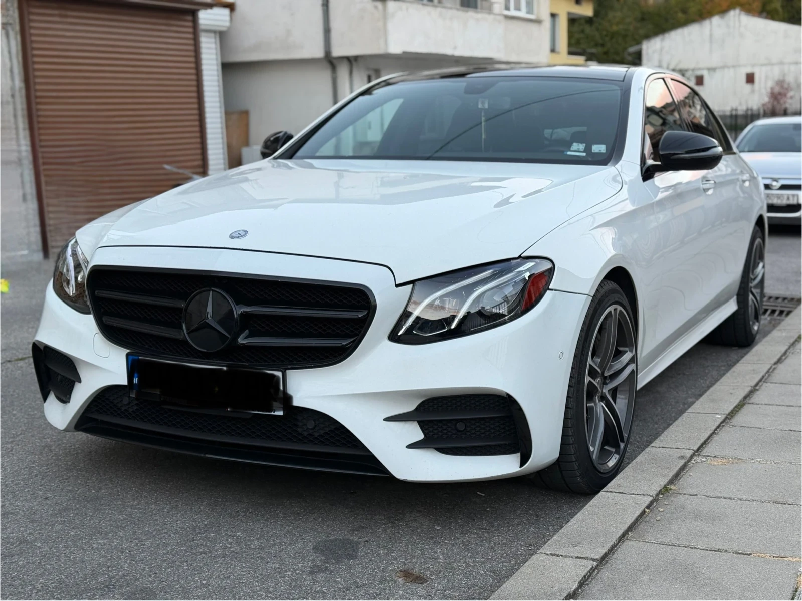 Mercedes-Benz E 400 AMG LINE, снимка 1