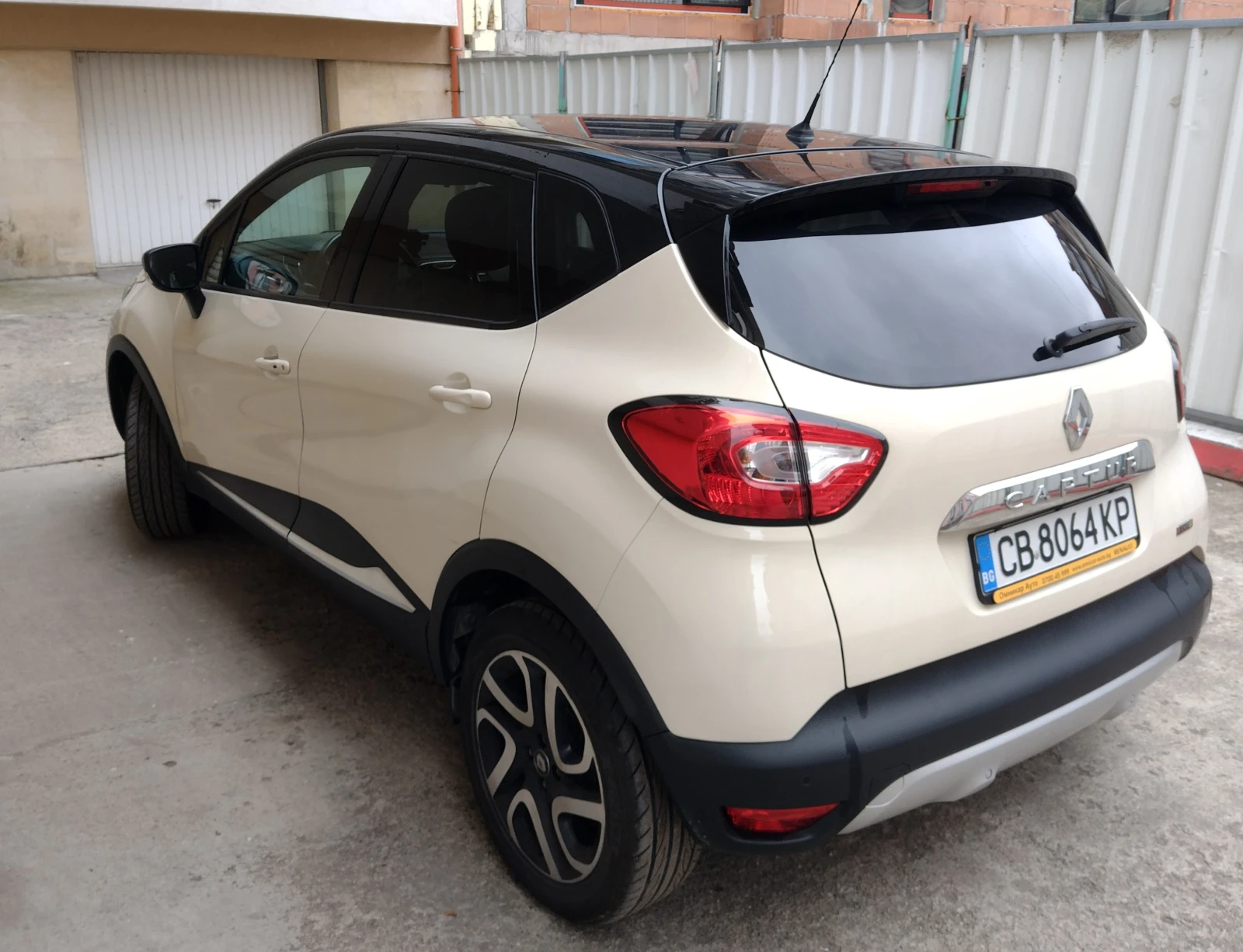 Renault Captur  - изображение 2