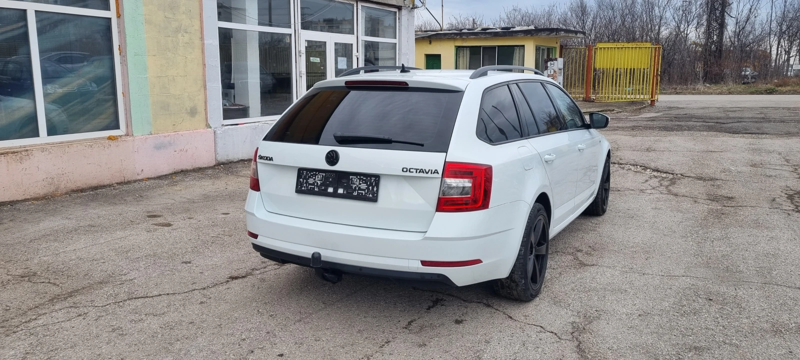 Skoda Octavia 1.6 TDI NAVI TOP - изображение 5