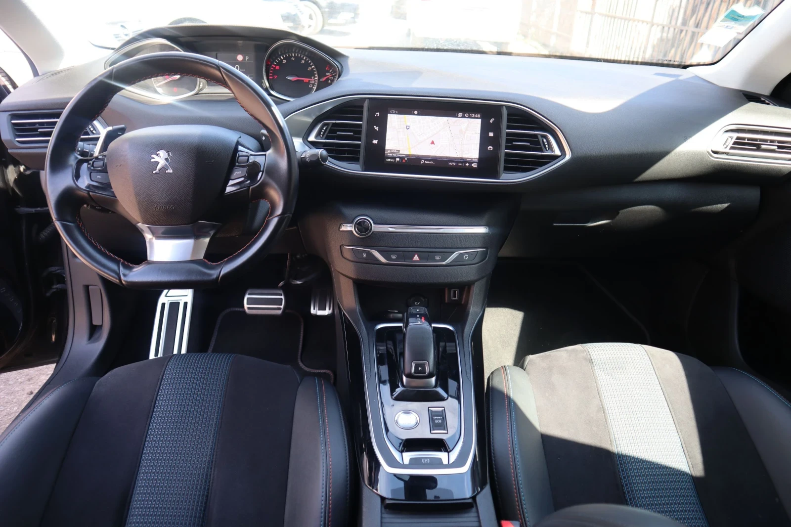 Peugeot 308 1.2 PureTech Edition 130 hp - изображение 10