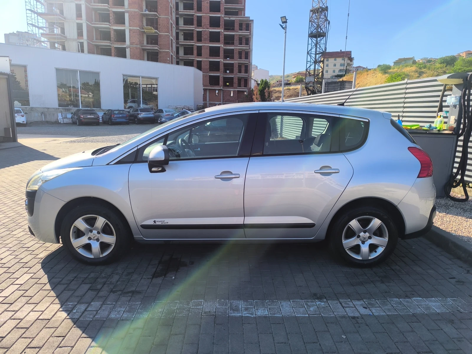 Peugeot 3008 1.6 HDI 110 к.с. - изображение 2