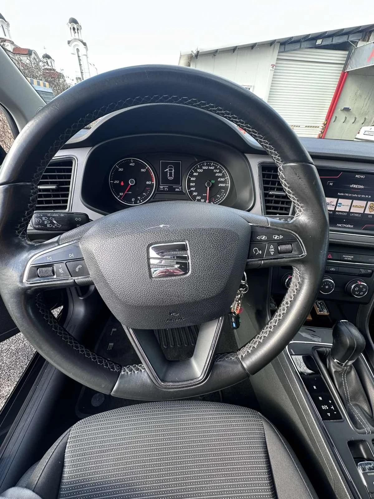 Seat Leon 1.6 TDI 115�.� | Mobile.bg � ����������� 13