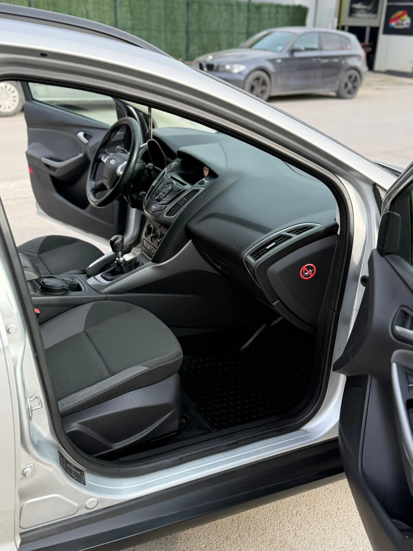 Ford Focus 1, 6 TDCI, снимка 10 - Автомобили и джипове - 53890425