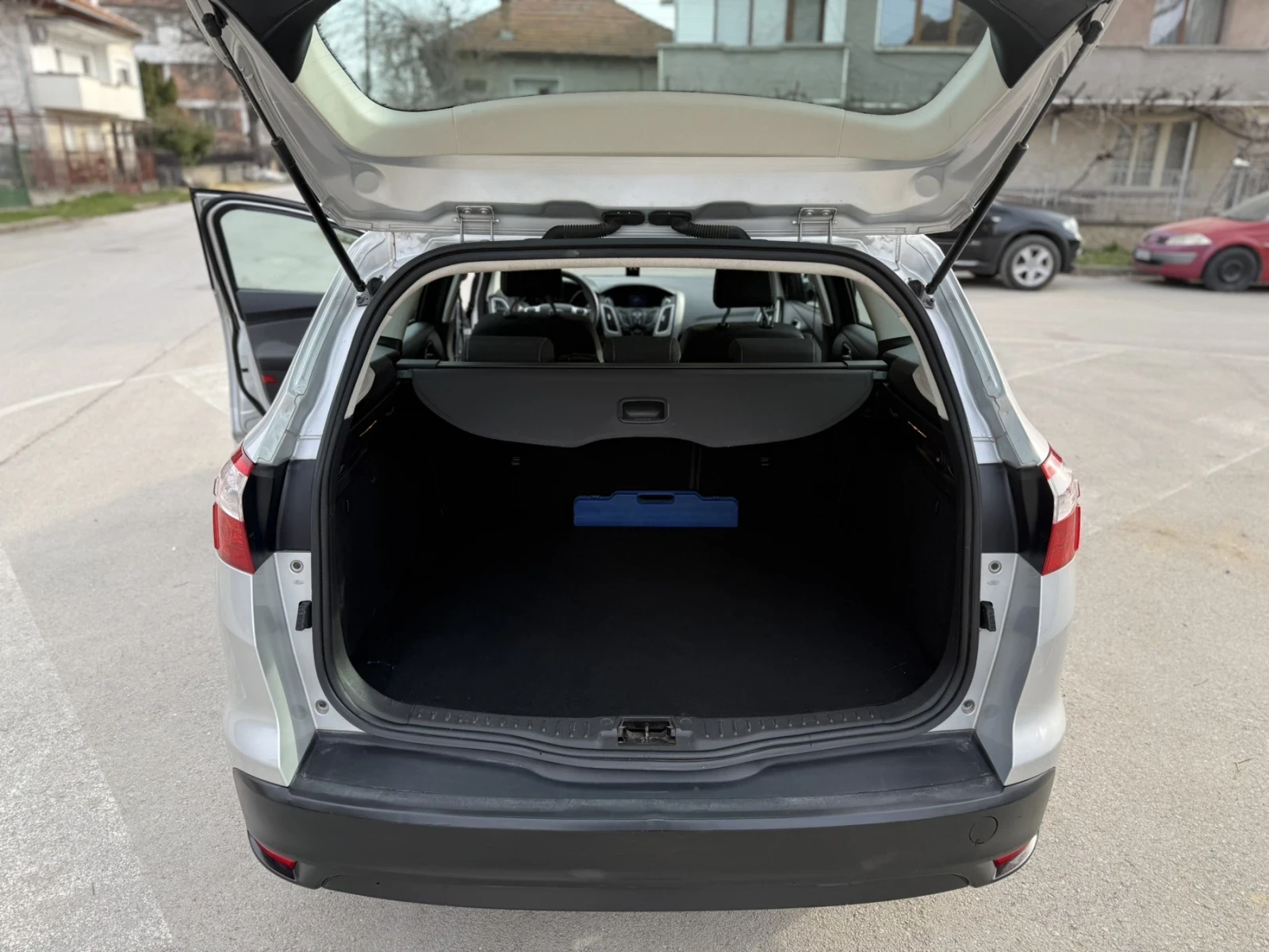 Ford Focus 1, 6 TDCI, снимка 13 - Автомобили и джипове - 53890425