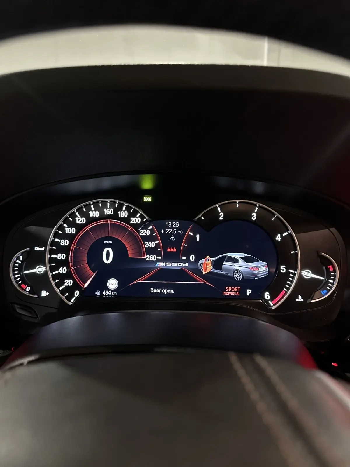 BMW 530 Facelift, M-competion , снимка 12 - Автомобили и джипове - 54139785