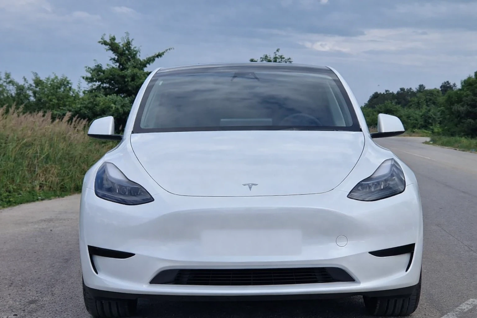 Tesla Model Y Standard Range RWD