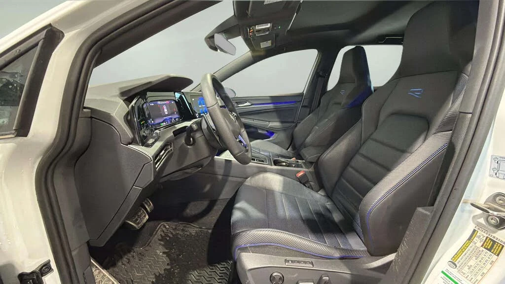 VW Golf  2.0T 4Motion AWD, снимка 9 - Автомобили и джипове - 54231868