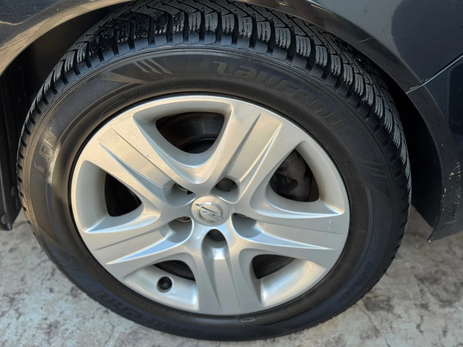Opel Insignia 2.0 cdti / 2010 / навигация/ климатроник, снимка 15 - Автомобили и джипове - 54495684