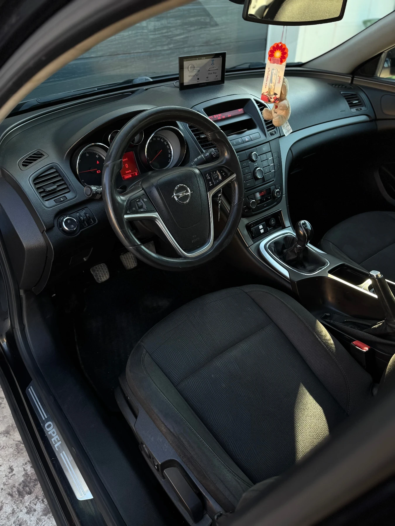 Opel Insignia 2.0 cdti / 2010 / навигация/ климатроник, снимка 9 - Автомобили и джипове - 54495684