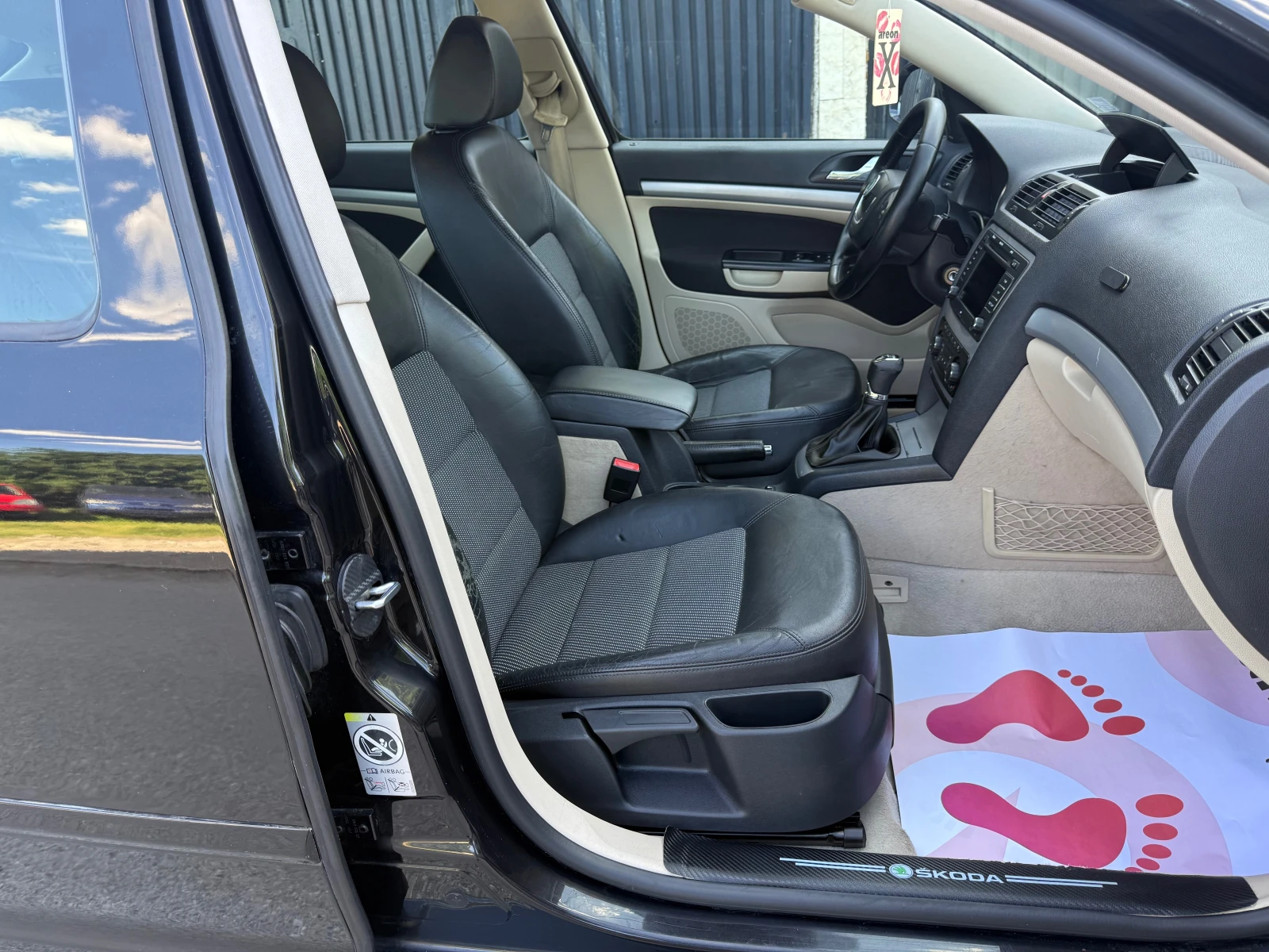 Skoda Octavia 1.9TDI, снимка 8 - Автомобили и джипове - 54715527