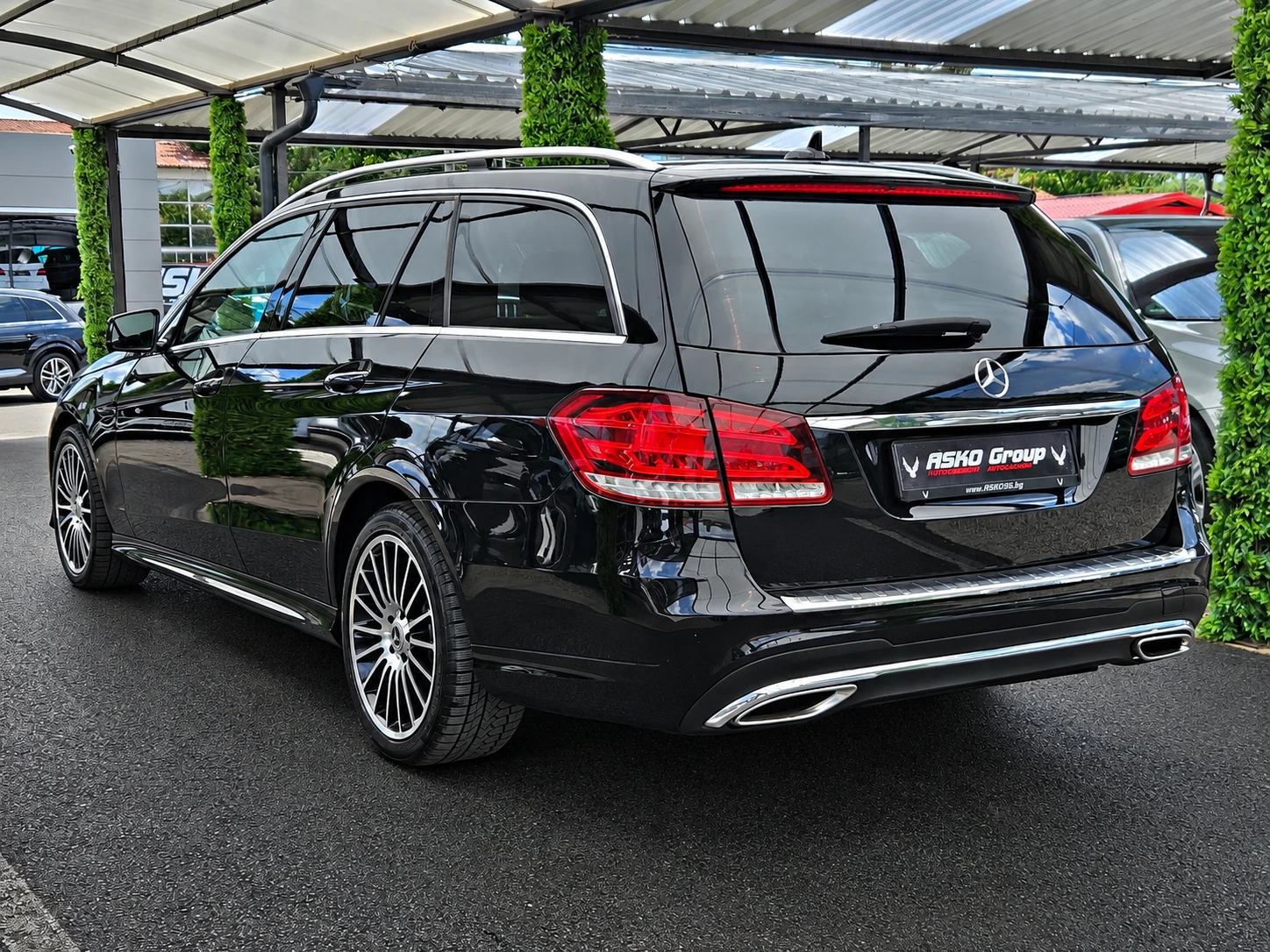 Mercedes-Benz E 350 AMG/4MAT/GERMANY/CAMERA/ПОДГРЕВ/AIRMAT/HARMAN/LIZI, снимка 8 - Автомобили и джипове - 54993845