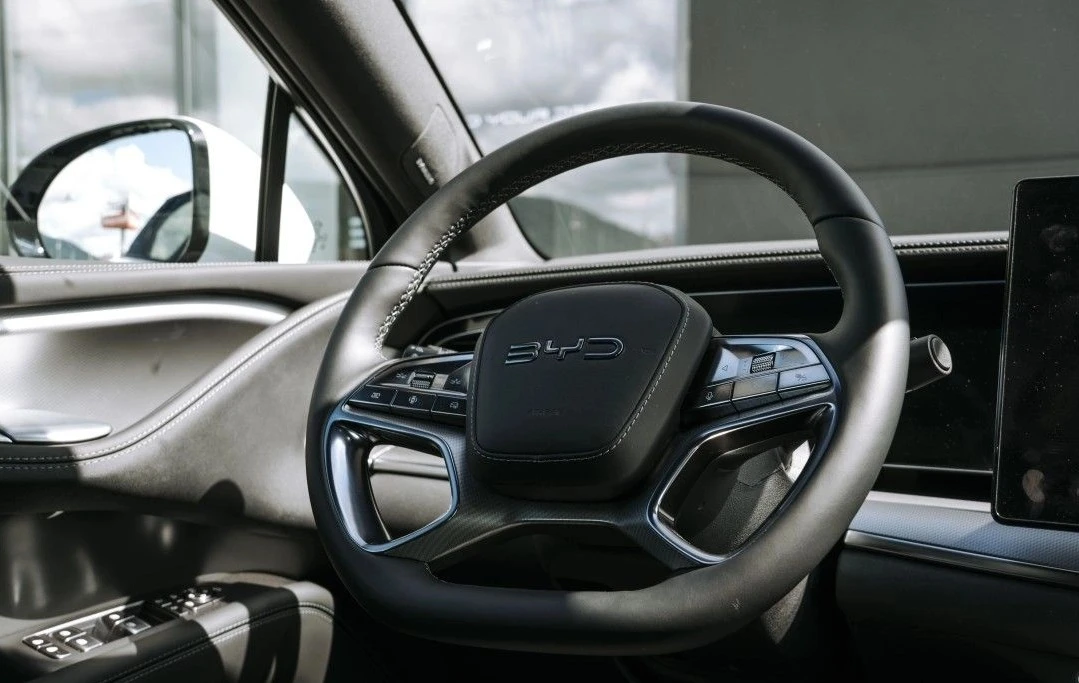 BYD Sealion 7, снимка 4 - Автомобили и джипове - 55059513