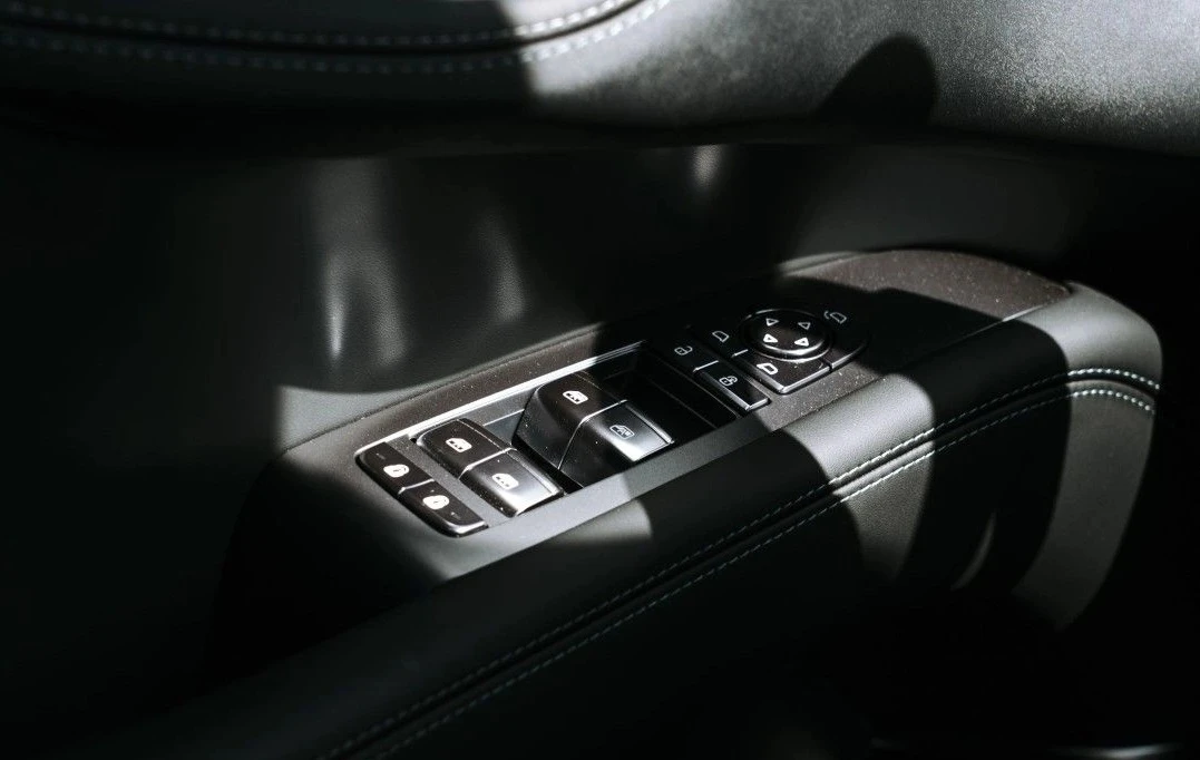 BYD Sealion 7, снимка 6 - Автомобили и джипове - 55059513
