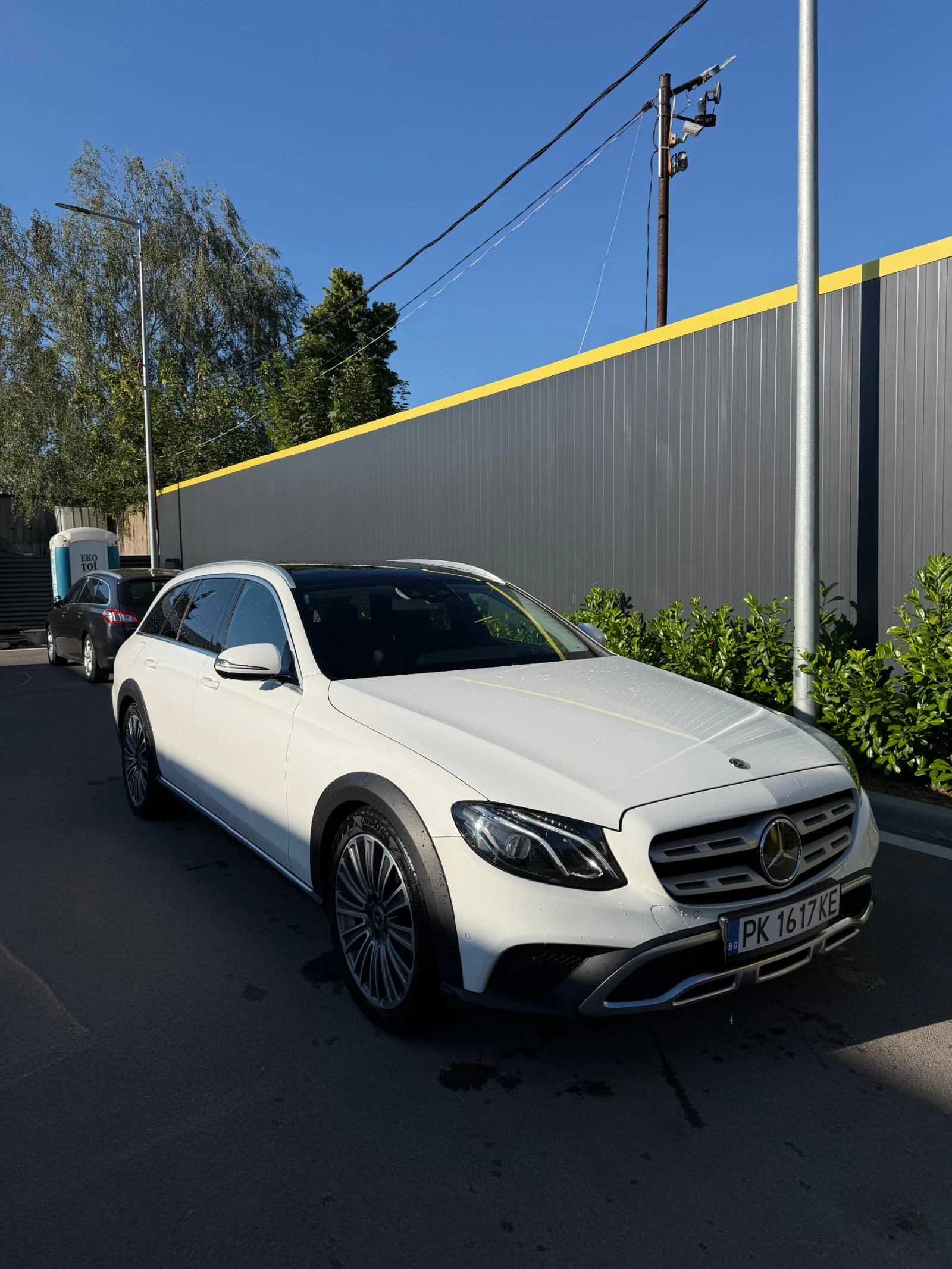Mercedes-Benz E 220 D 4MATIC All-TERRAIN, снимка 2 - Автомобили и джипове - 55157691