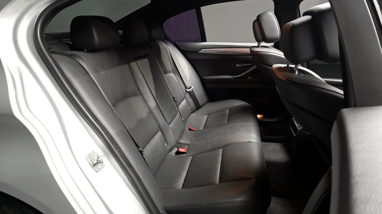 BMW 535 D, снимка 16 - Автомобили и джипове - 55446709