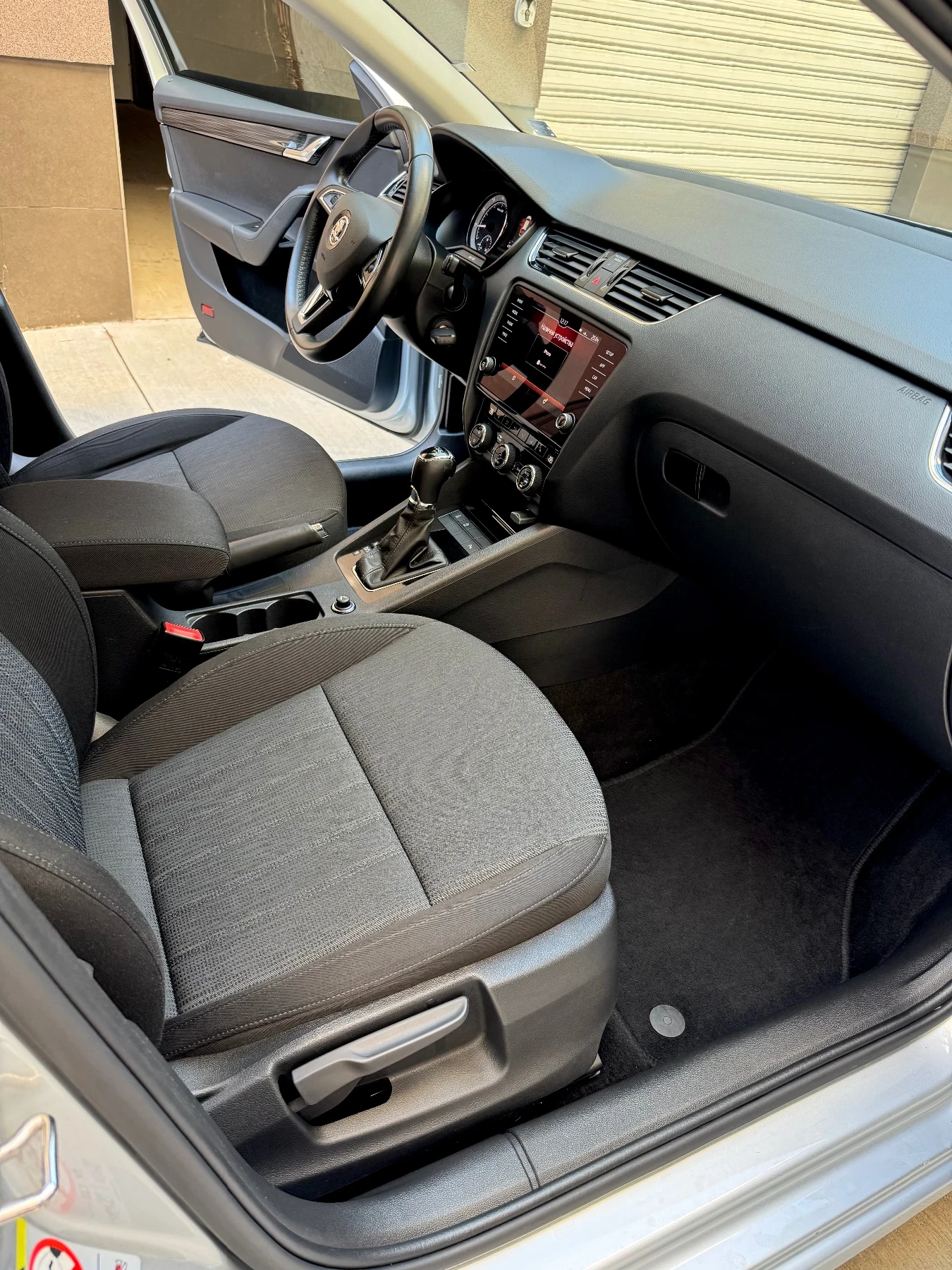 Skoda Octavia Edition, снимка 8 - Автомобили и джипове - 55508799