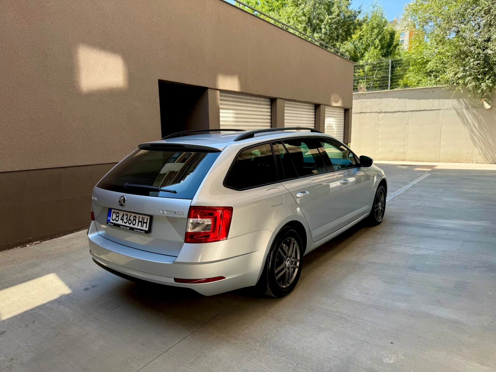Skoda Octavia Edition, снимка 7 - Автомобили и джипове - 55508799