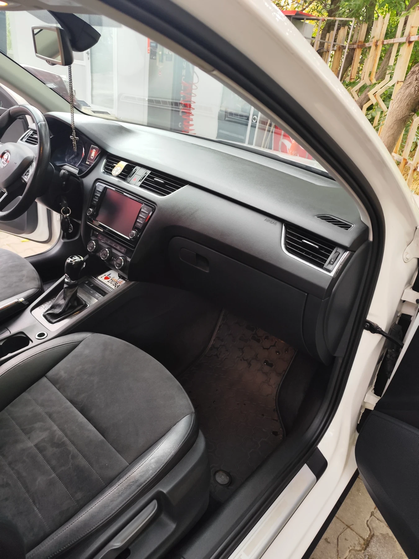 Skoda Octavia Scout , снимка 11 - Автомобили и джипове - 55894266