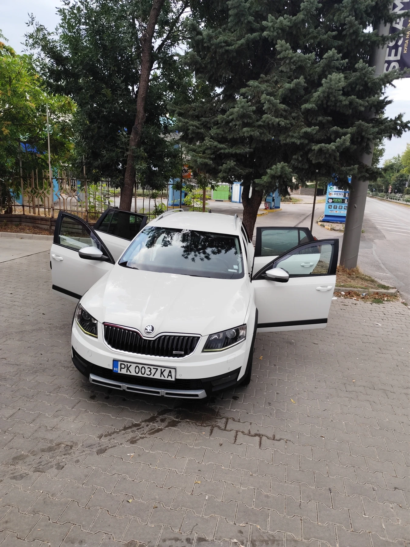 Skoda Octavia Scout , снимка 7 - Автомобили и джипове - 55894266