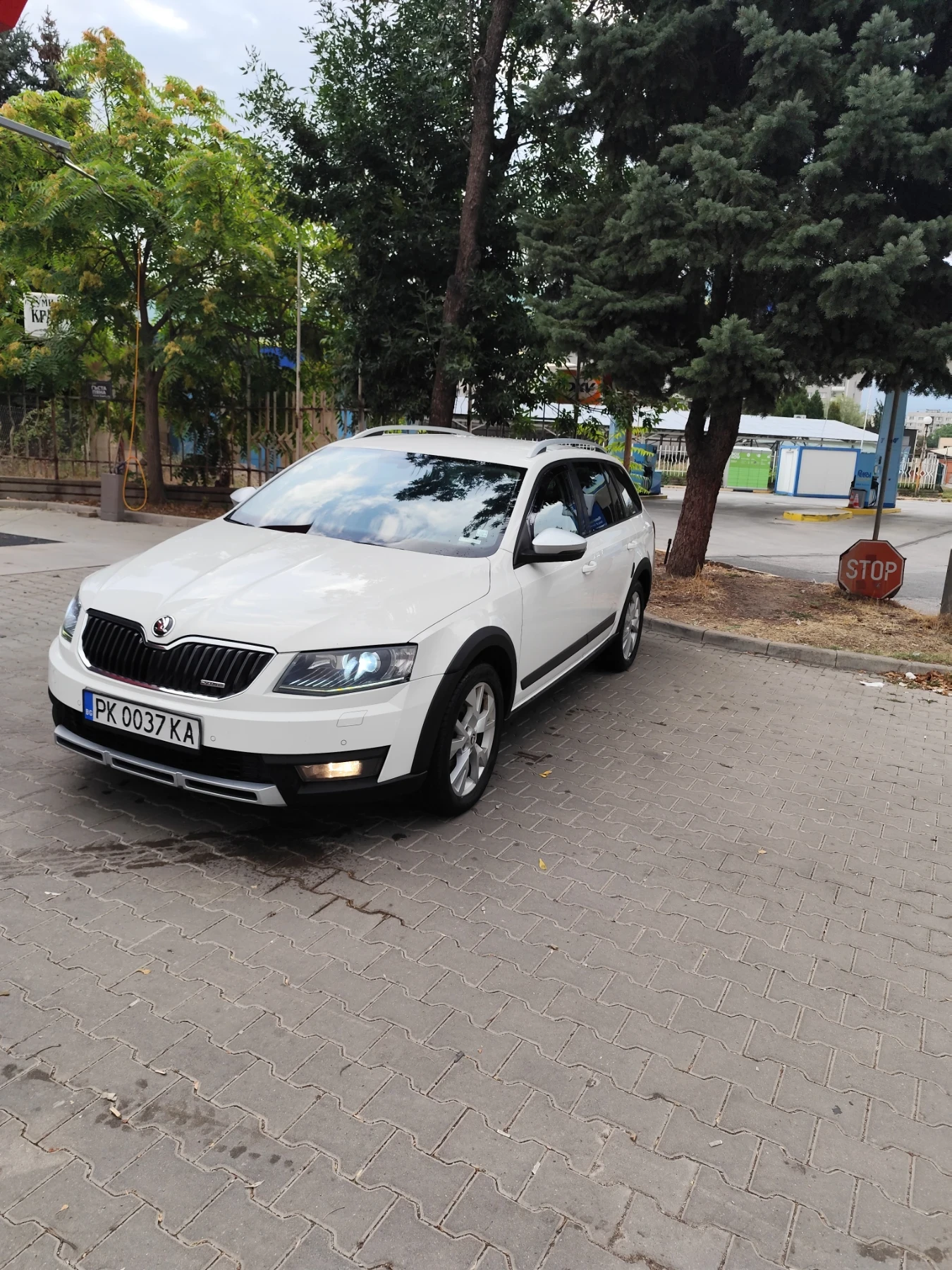 Skoda Octavia Scout , снимка 2 - Автомобили и джипове - 55894266