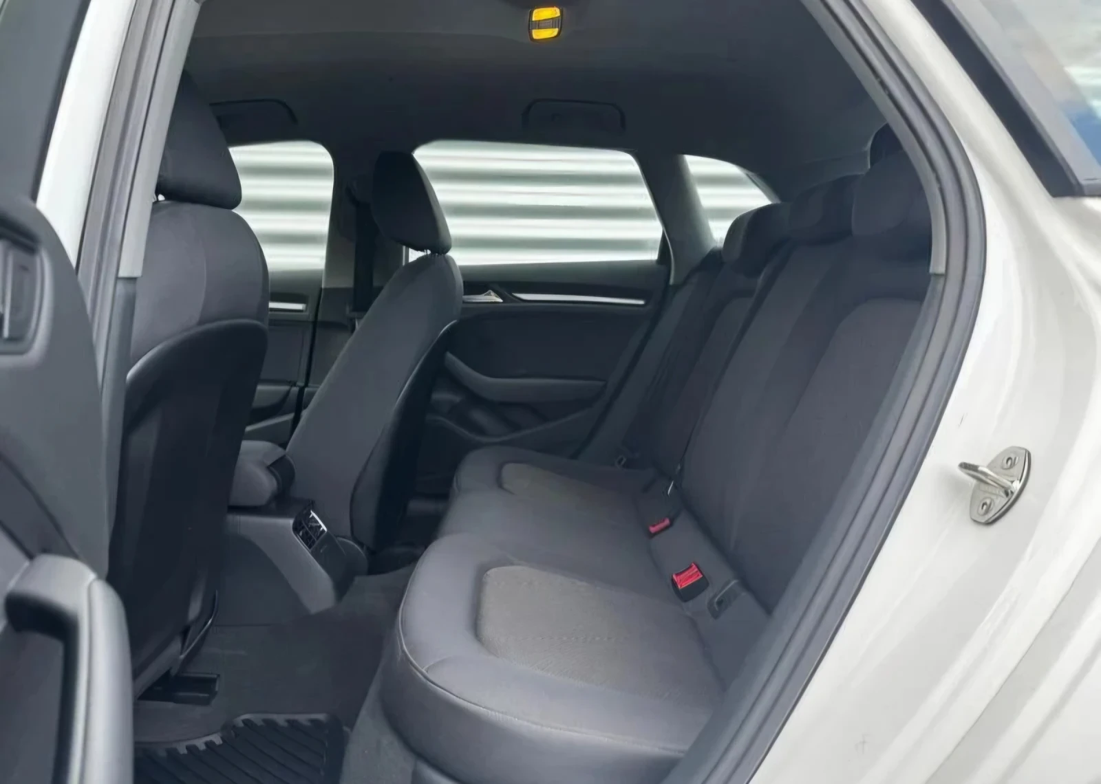 Audi A3 2.0TDI* QUATTRO* NAVI* LED, снимка 8 - Автомобили и джипове - 55950808