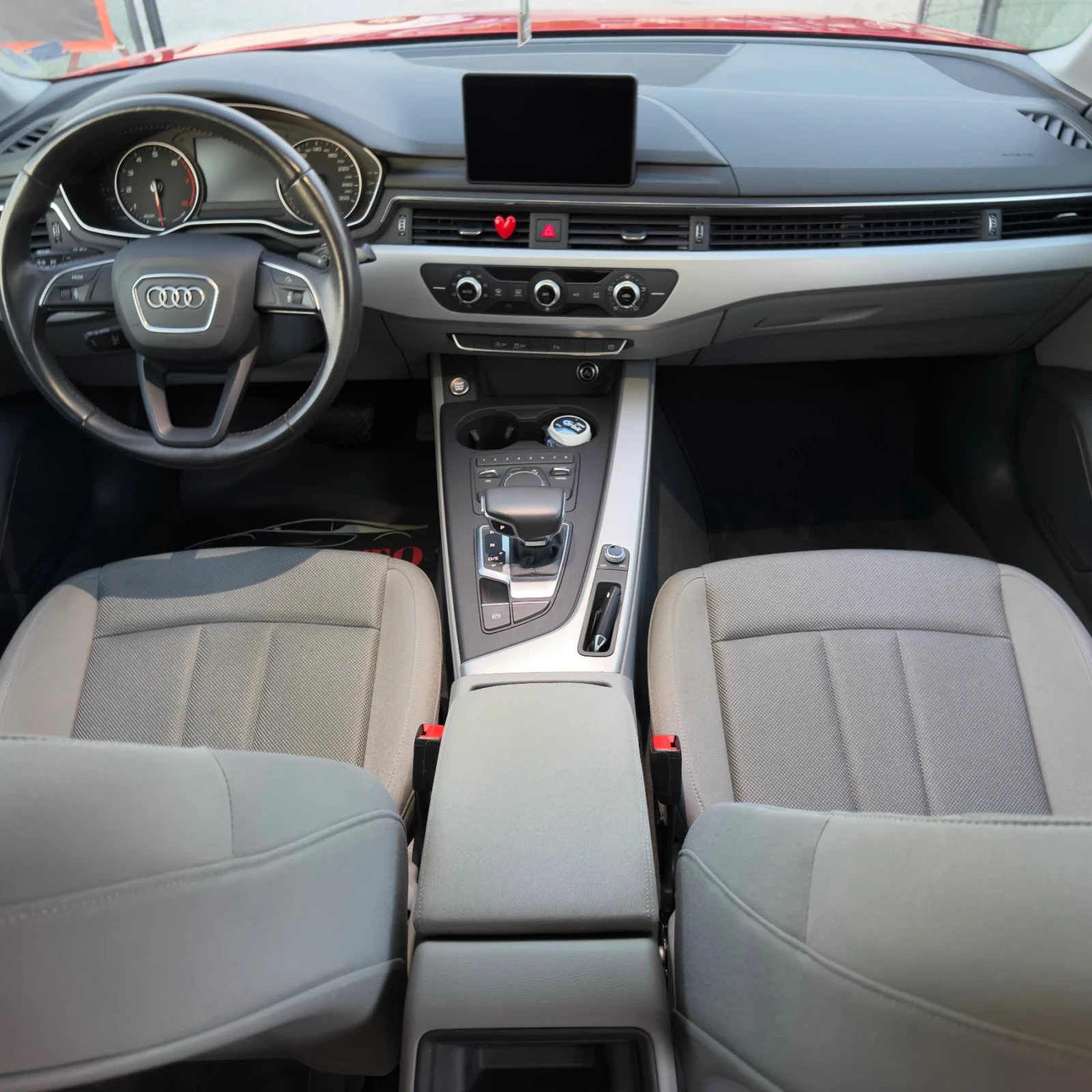 Audi A4 1.4 TFSI S-Tronic Carplay, снимка 10 - Автомобили и джипове - 56144020