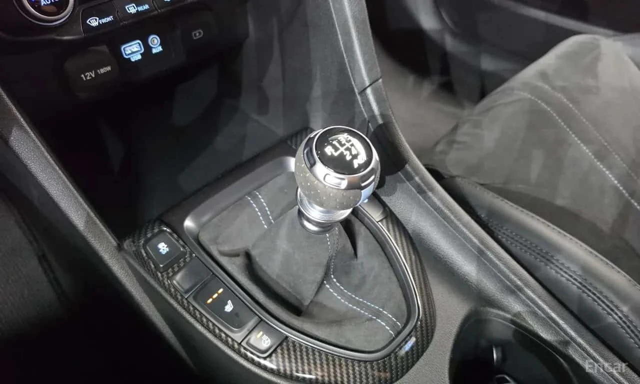 Hyundai Veloster  * 2.0 N * ФИНАНСИРАНЕ, снимка 9 - Автомобили и джипове - 56663184