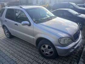     Mercedes-Benz ML 270 2003. Face-lift 