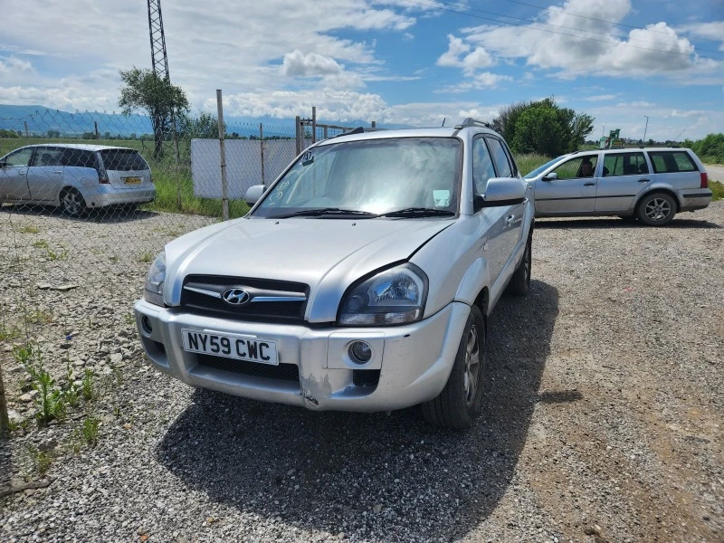 Hyundai Tucson 2.0 crdi 140hp , снимка 1 - Автомобили и джипове - 40875499