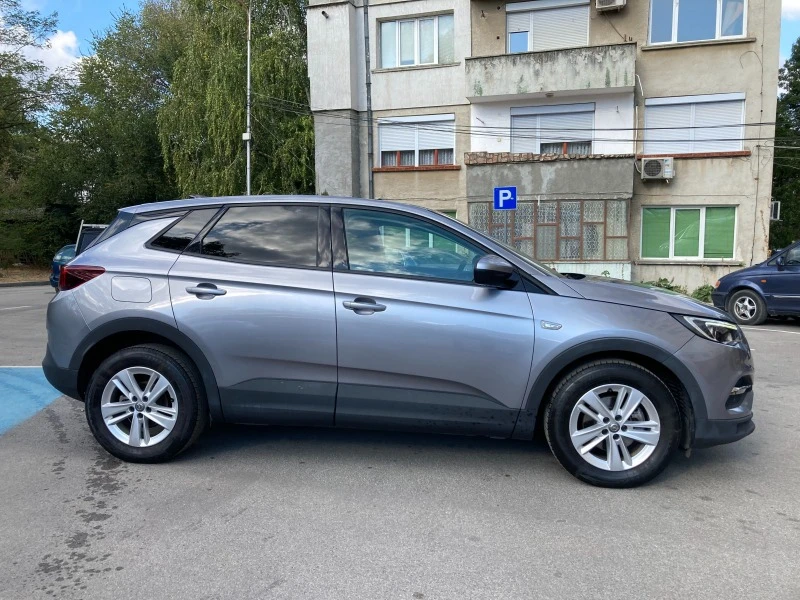 Opel Grandland X 1.6 CDTI Автоматик, снимка 4 - Автомобили и джипове - 42820636