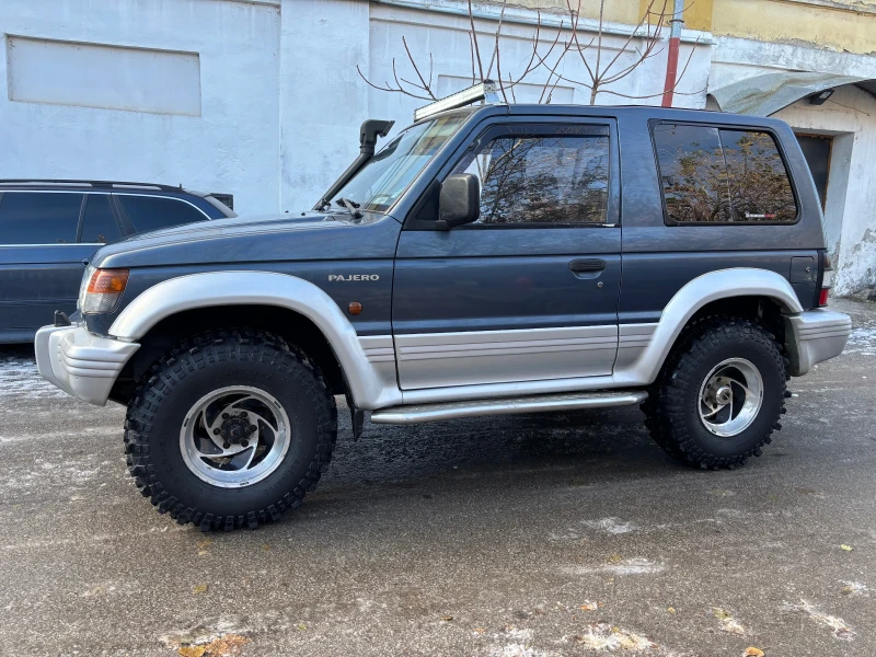 Mitsubishi Pajero Super select, снимка 2 - Автомобили и джипове - 48149385