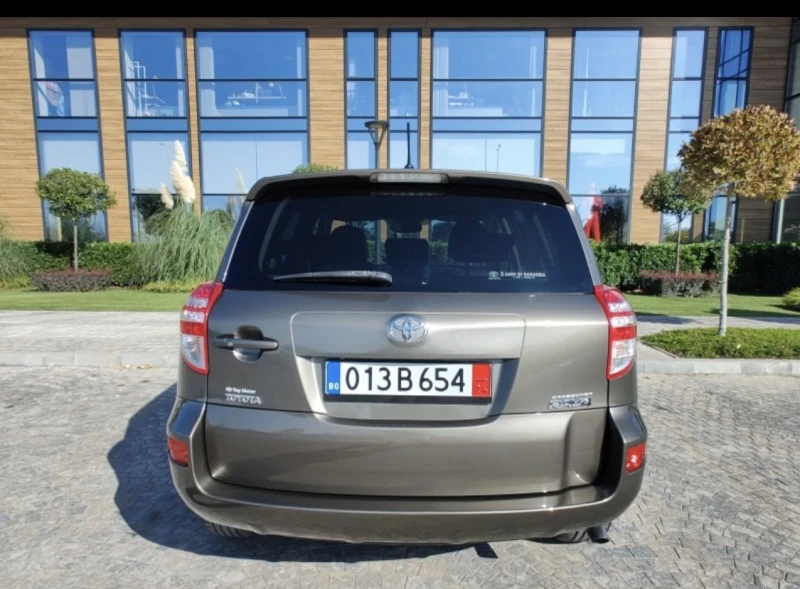 Toyota Rav4 2.0 EXCLUSIVE FULL-NAVI-KAMERA-PODGREV, снимка 5 - Автомобили и джипове - 48677249