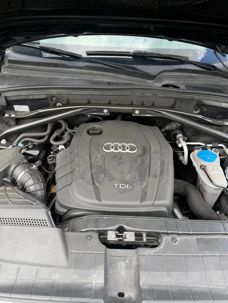 Audi Q5, снимка 3 - Автомобили и джипове - 52353901