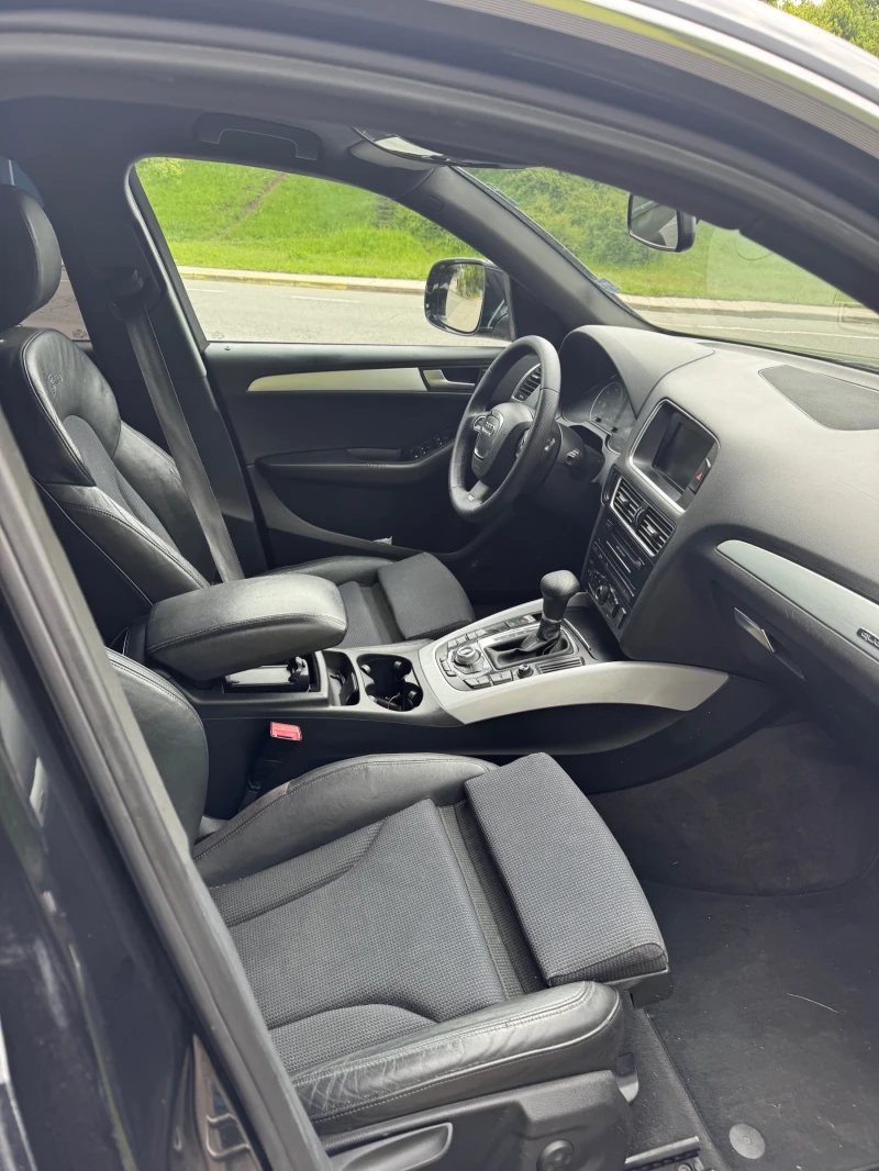 Audi Q5, снимка 12 - Автомобили и джипове - 52353901