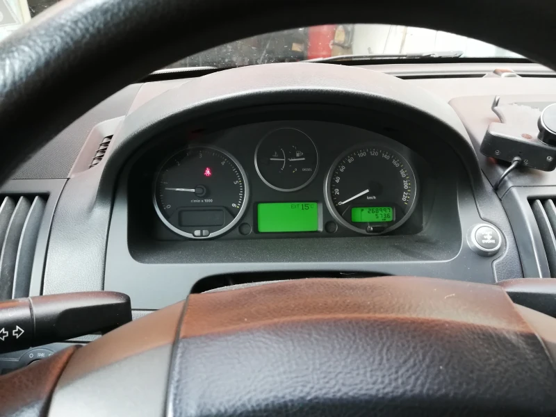 Land Rover Freelander, снимка 10 - Автомобили и джипове - 52164727