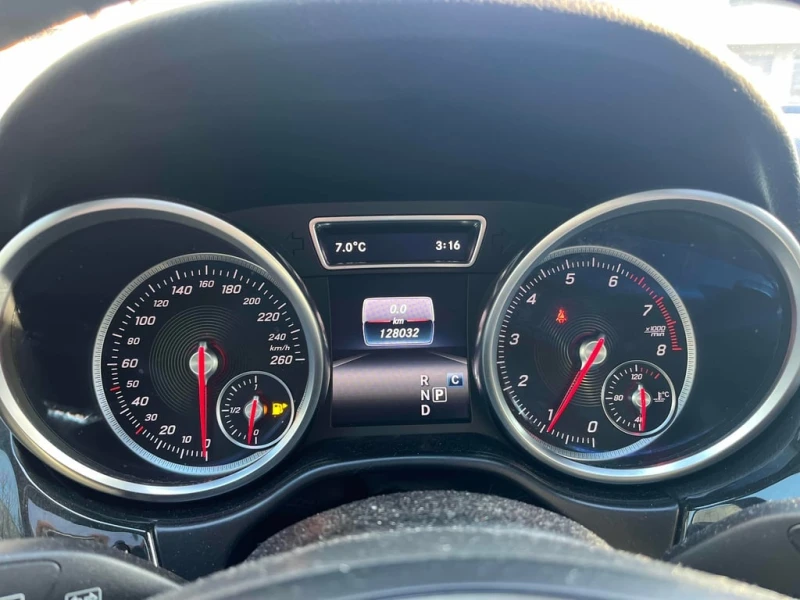 Mercedes-Benz GLE * 400 * CARFAX * БЕЗ ПЪРВОНАЧАЛНА ВНОСКА, снимка 8 - Автомобили и джипове - 53126830