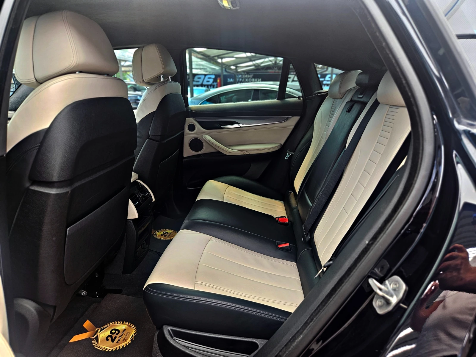 BMW X6 M50D/INDIVIDUAL/DISTR/360CAM/HUD/HARMAN//LIZI | Mobile.bg   16