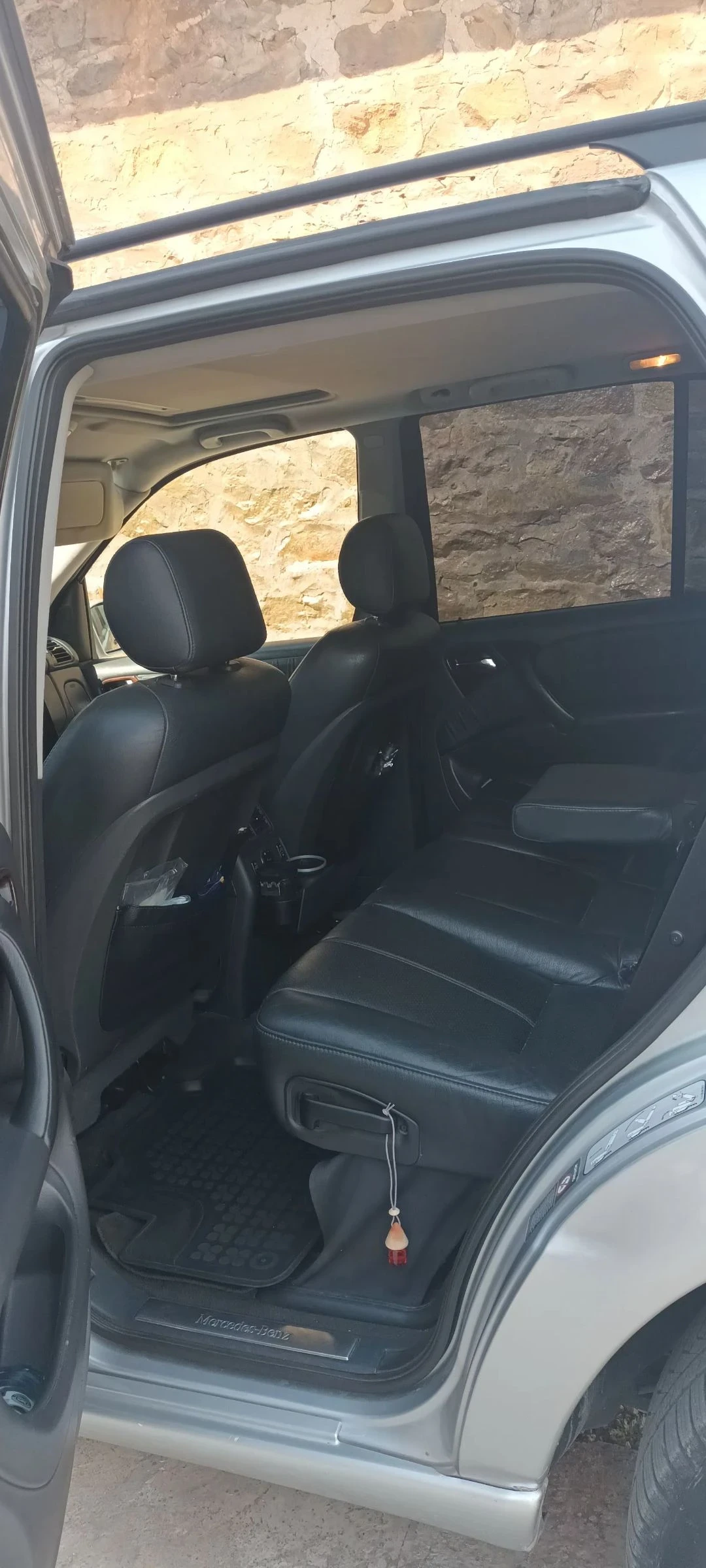 Mercedes-Benz ML 320  - изображение 8