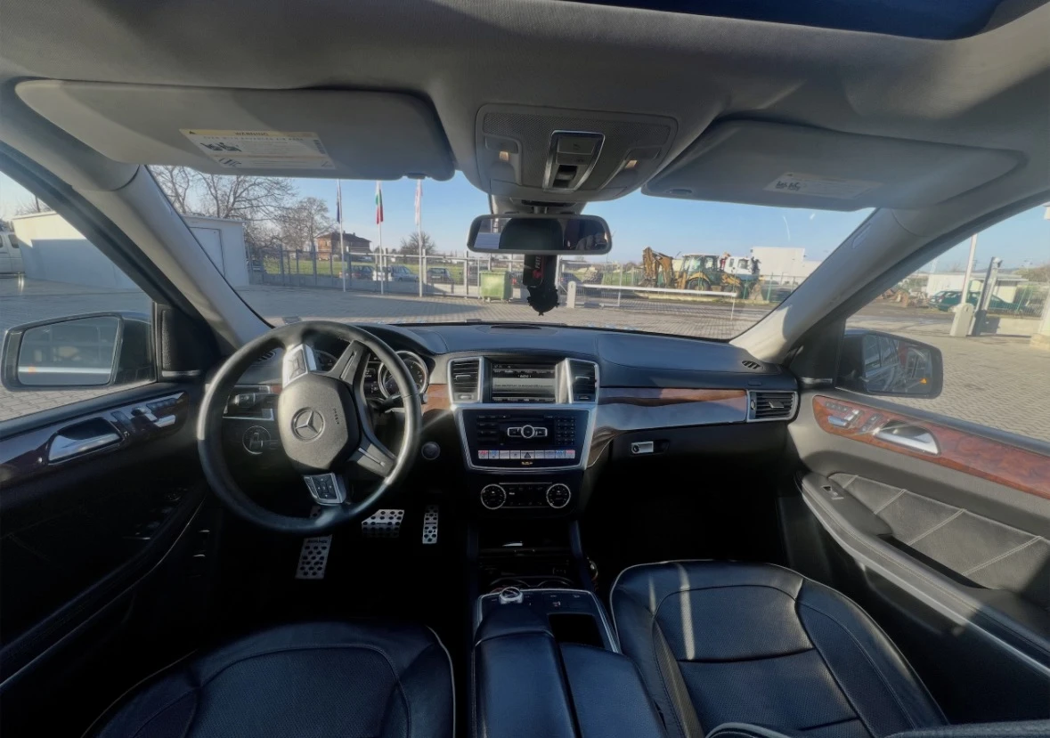 Mercedes-Benz GL 550 4 MATIC AMG, снимка 7 - Автомобили и джипове - 53968792