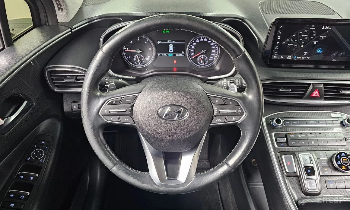 Hyundai Santa fe 2.2D Premium* 4x4* ПОДГРЕВ* ОБДУХВАНЕ* КАМЕРА* , снимка 9 - Автомобили и джипове - 54085334